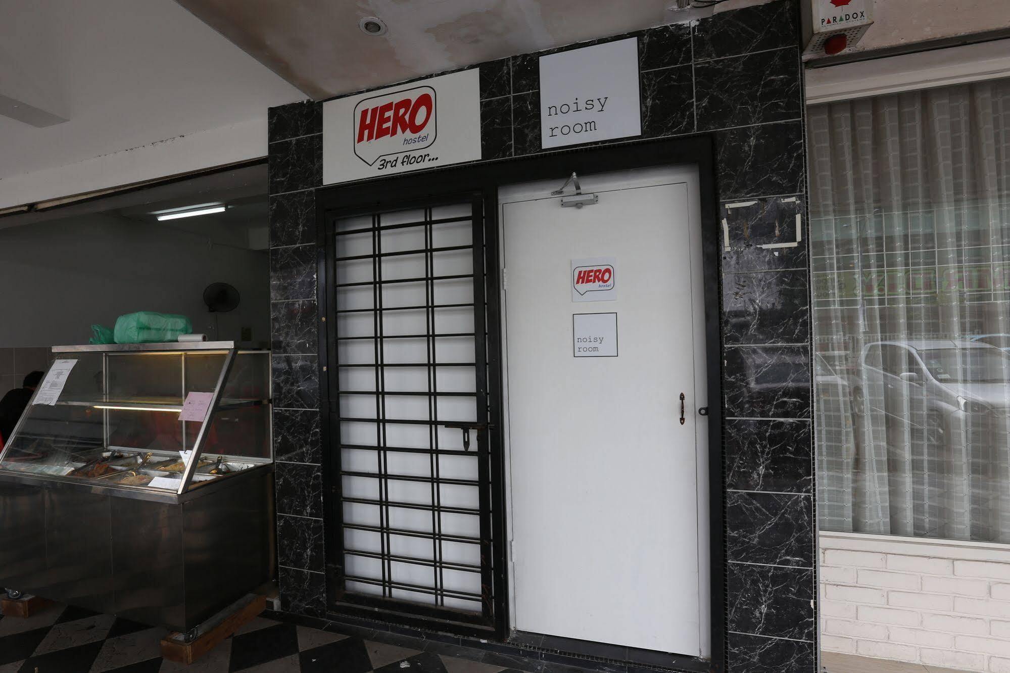 Hero Hostel Kuching Exteriér fotografie