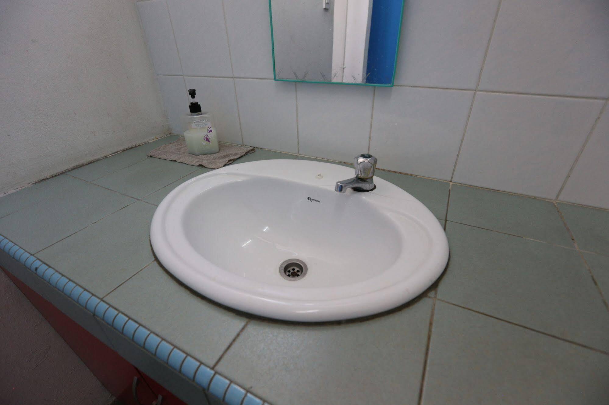 Hero Hostel Kuching Exteriér fotografie
