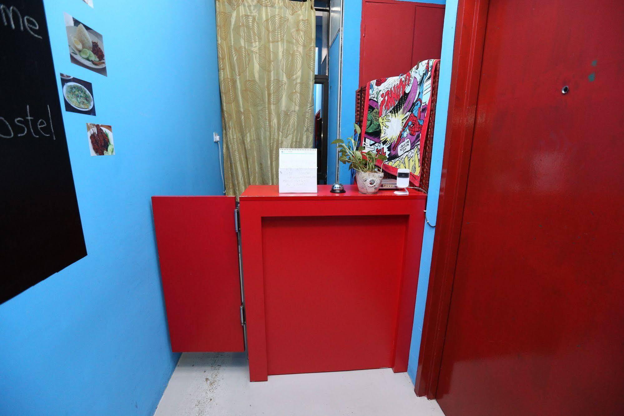 Hero Hostel Kuching Exteriér fotografie